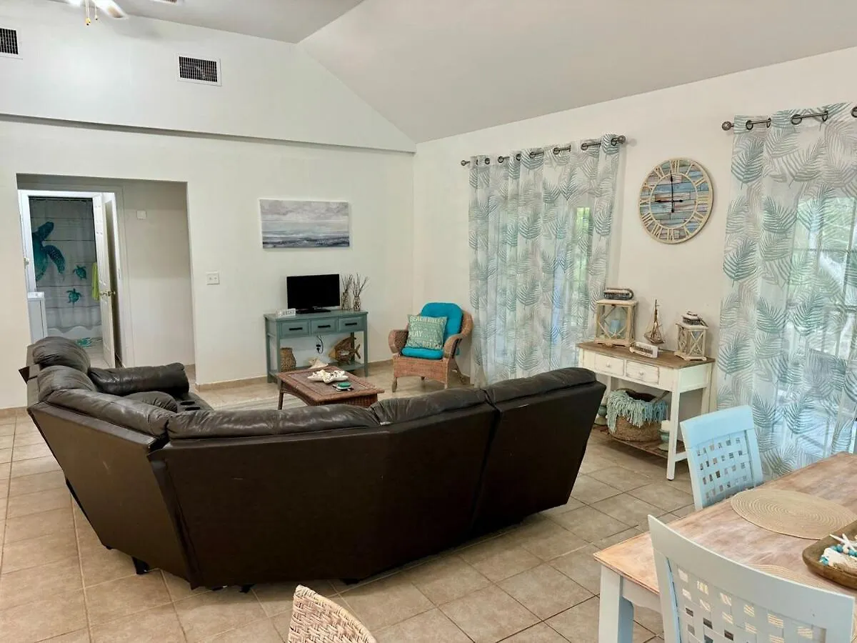 Waters Edge At The Cays Villa Hermitage Holiday home