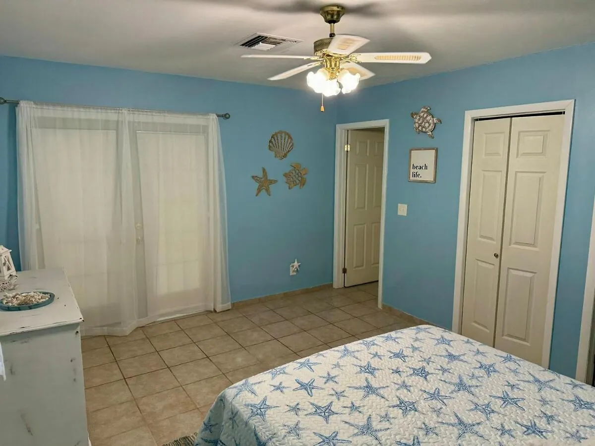Waters Edge At The Cays Villa Hermitage Holiday home